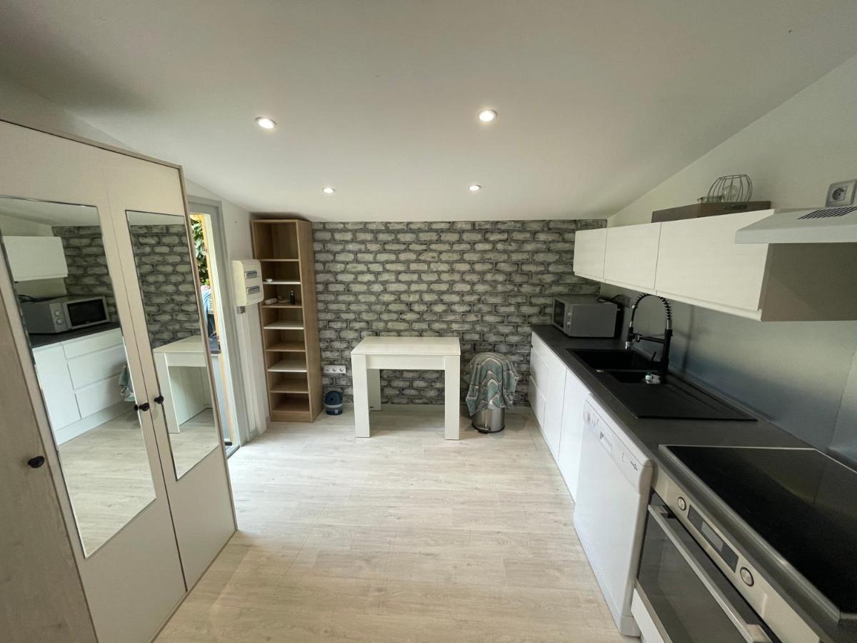 Chalet De Jardin Apartment Marseille Bagian luar foto